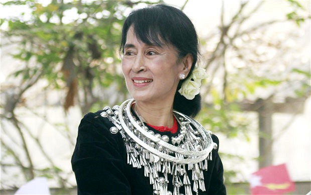 Aung-San-Suu-Kyi_2176040b.jpg Aung-San-Suu-Kyi_2176040b.jpg