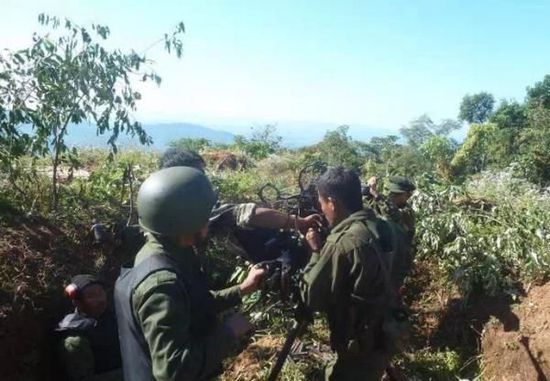 克欽獨立軍位於拉咱附近的一個炮兵營地。 緬甸克欽軍方面供圖